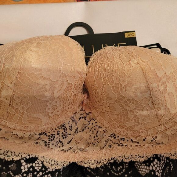 BRAND
NEW BLUXE 2 Pack Full Figure Convertible Bra - Picture 3 of 15